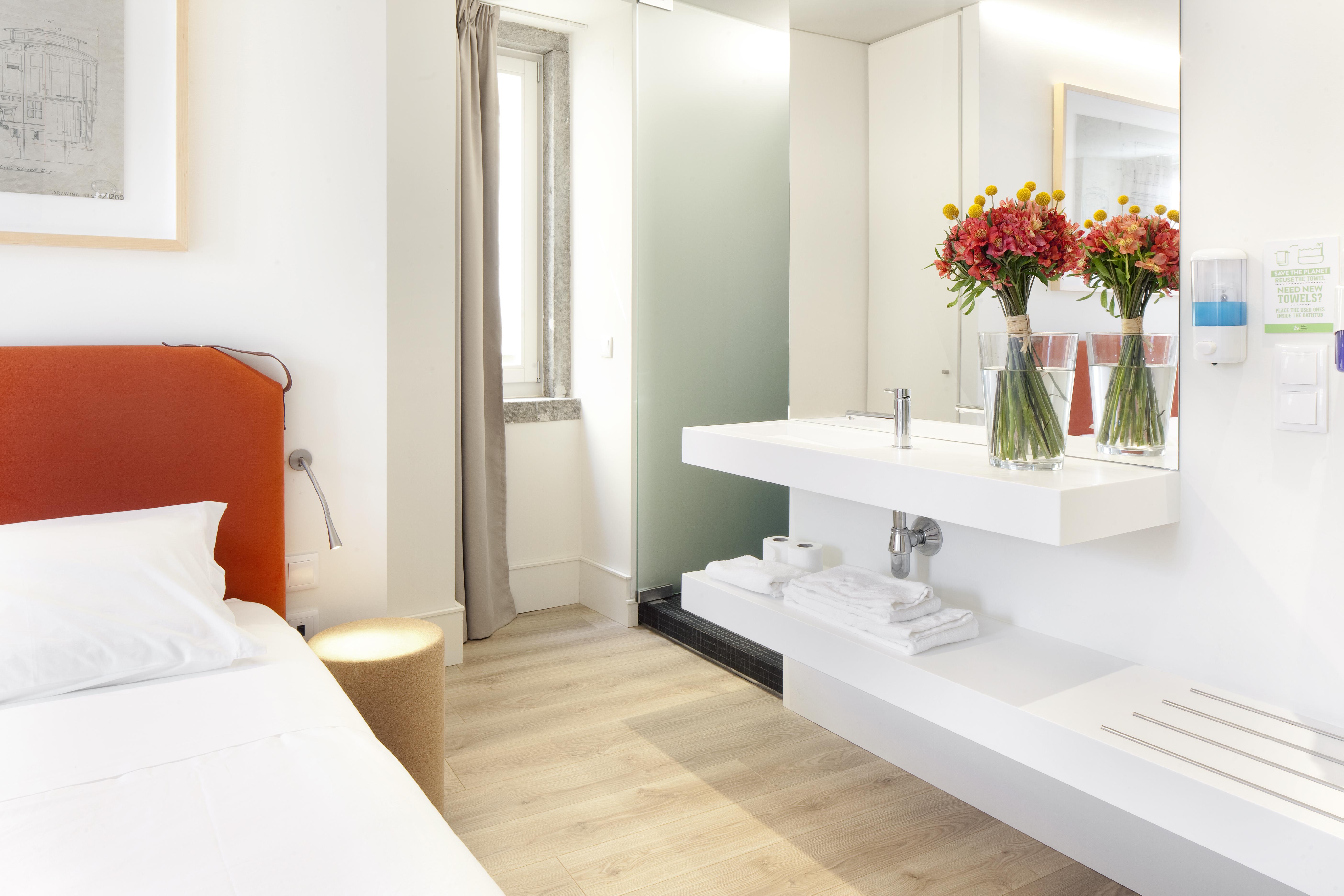 Ascensor Da Bica - Lisbon Serviced Apartments Esterno foto